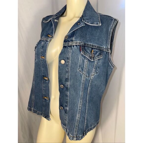 Levi’s Red Tab Denim Vest – Classic Blue Jean Sleeveless Jacket - Picture 9 of 14